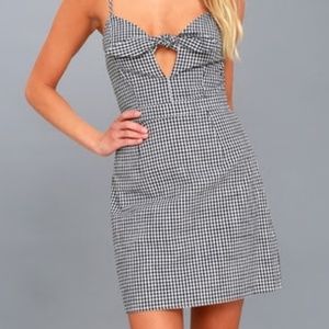 Lulu's Music City XL Gingham Tie Front Dress
